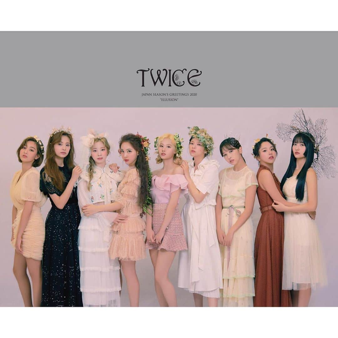TWICE JAPANさんのインスタグラム写真 - (TWICE JAPANInstagram)「‪TWICE JAPAN SEASON’S GREETINGS 2020 “ILLUSION”‬ http://www.twicejapan.com/news/detail/528 <ONLINE>‬ 11.05(tue) 15:00 START‬ https://store.emtg.jp/oncejapan/ <OFFLINE>‬ TWICE WORLD TOUR 2019 'TWICELIGHTS' IN JAPAN MD BOOTH‬  #TWICE #ILLUSION ‬」11月1日 12時01分 - jypetwice_japan