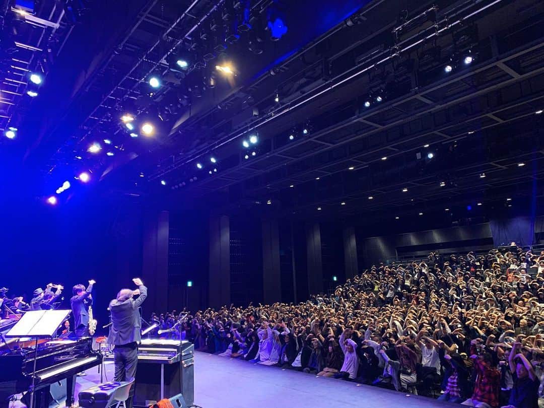 鈴木央紹のインスタグラム：「熊本城ホールこけら落とし公演ルパンジャズライブ、お越し頂きありがとうございました！ 新しいホールでの演奏、盛り上がりました！ 楽屋には太平燕も！打ち上げには馬刺しも！ またお邪魔するのを楽しみにしています！ #熊本城ホール #柿落とし #大野雄二 #ルパンティック6 #鈴木央紹 #太平燕」