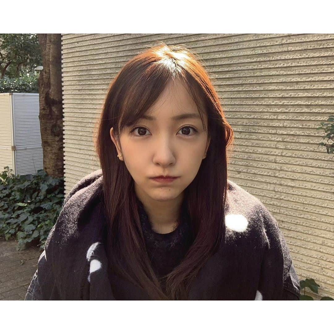 板野友美さんのインスタグラム写真 - (板野友美Instagram)「昨日はHalloweenしましたか？🎃 . .  私は、ハロウィンは味わえず、 昨日から、目が痒くて、くしゃみもでて、、 今って花粉飛んでるんですかね？笑  今日から11月♪̊̈♪̆̈ 今日も皆さまにとって、 素敵な一日になりますように😚」11月1日 13時31分 - tomo.i_0703