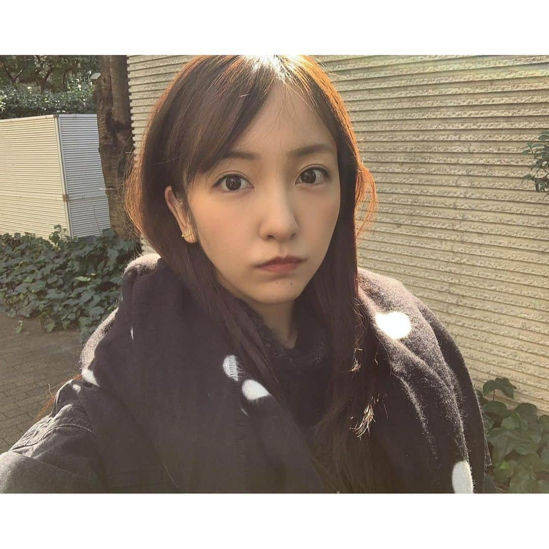 板野友美さんのインスタグラム写真 - (板野友美Instagram)「昨日はHalloweenしましたか？🎃 . .  私は、ハロウィンは味わえず、 昨日から、目が痒くて、くしゃみもでて、、 今って花粉飛んでるんですかね？笑  今日から11月♪̊̈♪̆̈ 今日も皆さまにとって、 素敵な一日になりますように😚」11月1日 13時31分 - tomo.i_0703