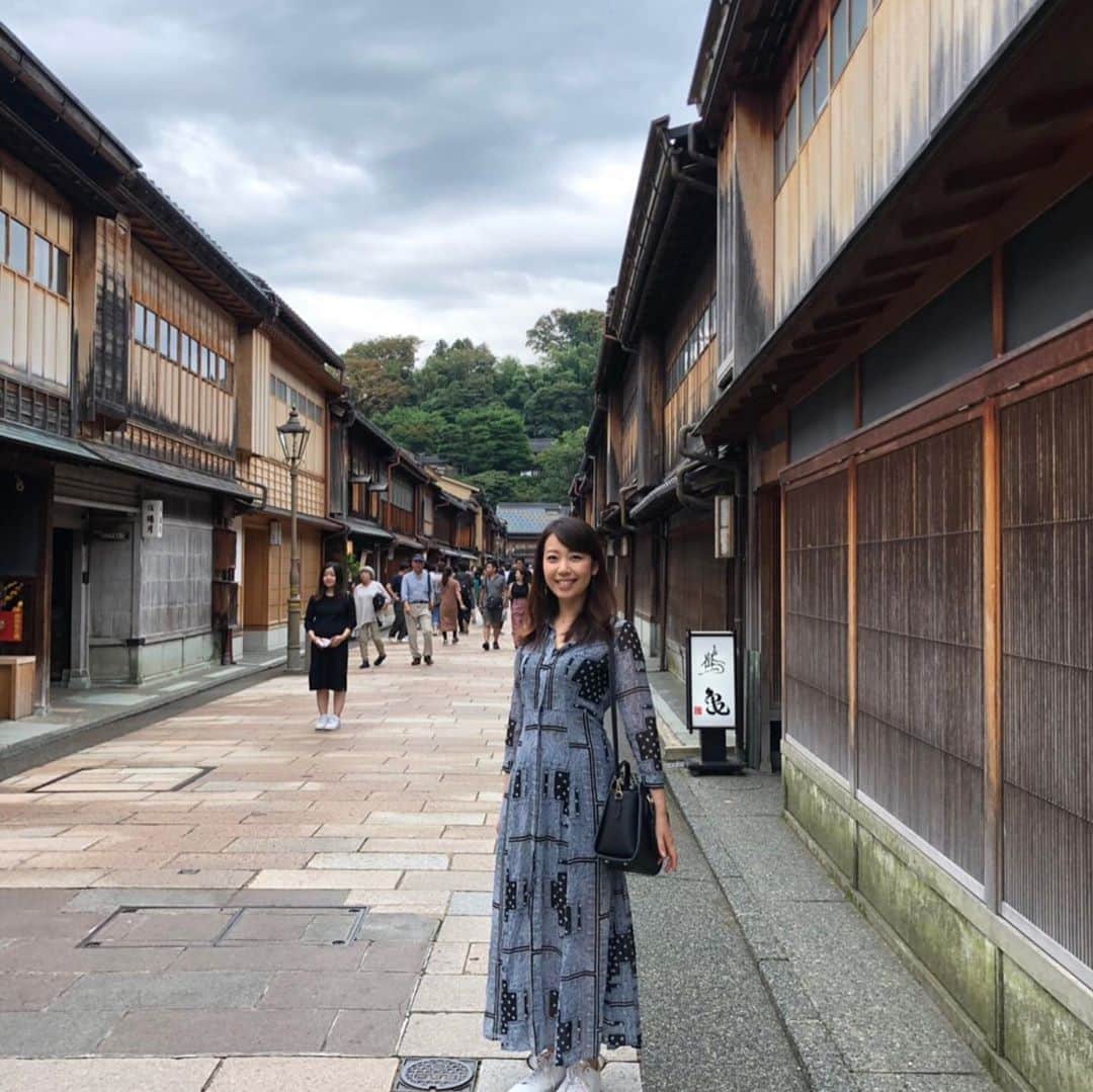 須黒清華のインスタグラム：「この秋、久しぶりに訪れた金沢✨ ずーーーっと食べて🐟飲んで🍶ました〜😋笑 そろそろどこかに行きたい症候群…🚅💦 次はどこがいいかなぁ✨✨ #金沢 #金沢旅行 #金沢グルメ #日本酒 #のどぐろ #白えび #旅好き #travel #kanazawa #21世紀美術館」