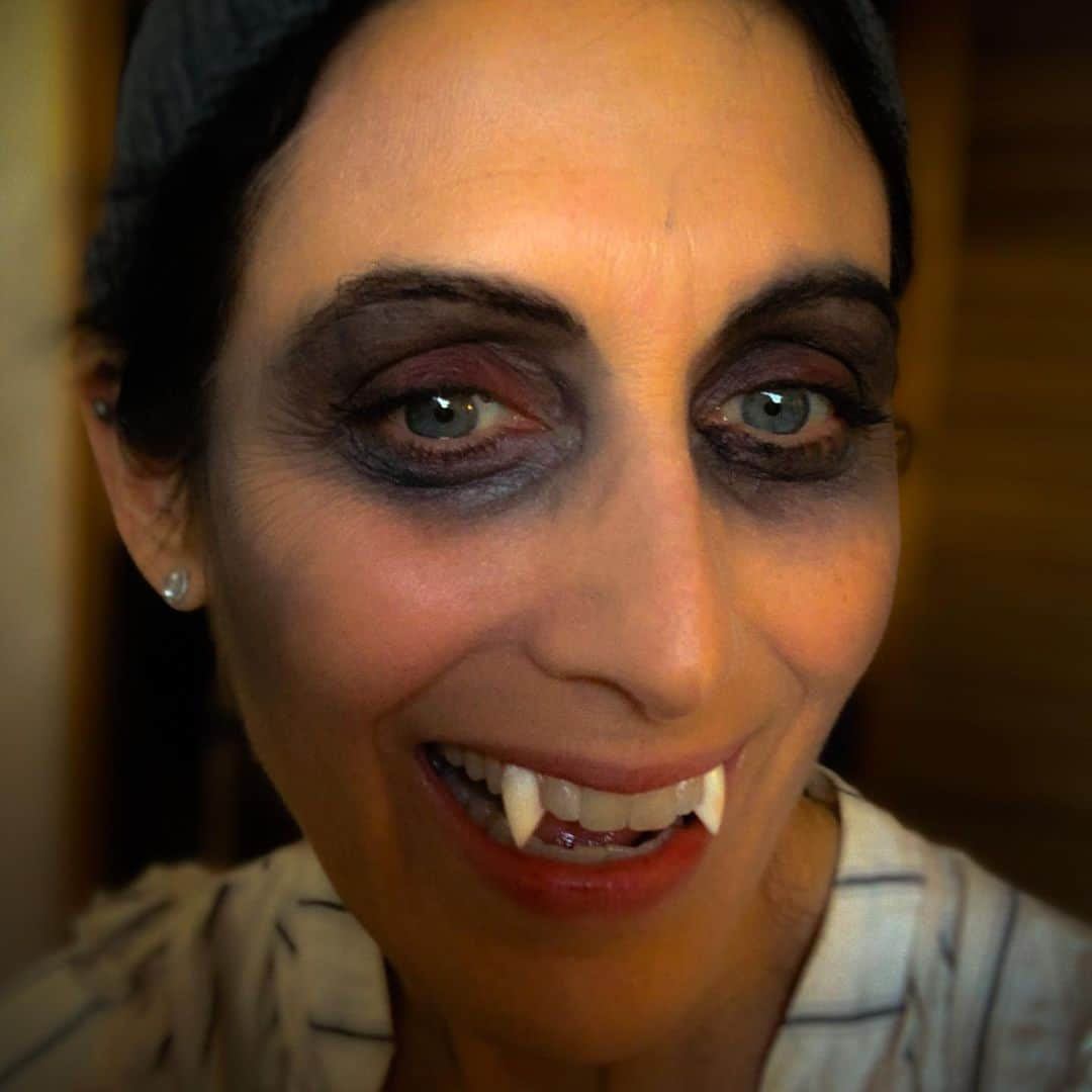 リサ・エデルシュタインさんのインスタグラム写真 - (リサ・エデルシュタインInstagram)「Happy belated Halloween!」11月1日 23時57分 - lisaedelstein