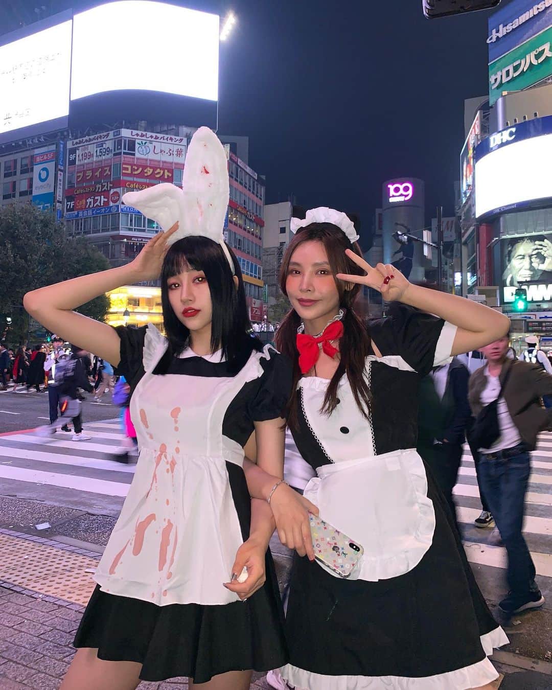 チン・インヒのインスタグラム：「🎃🙋🏻🙋🏻」