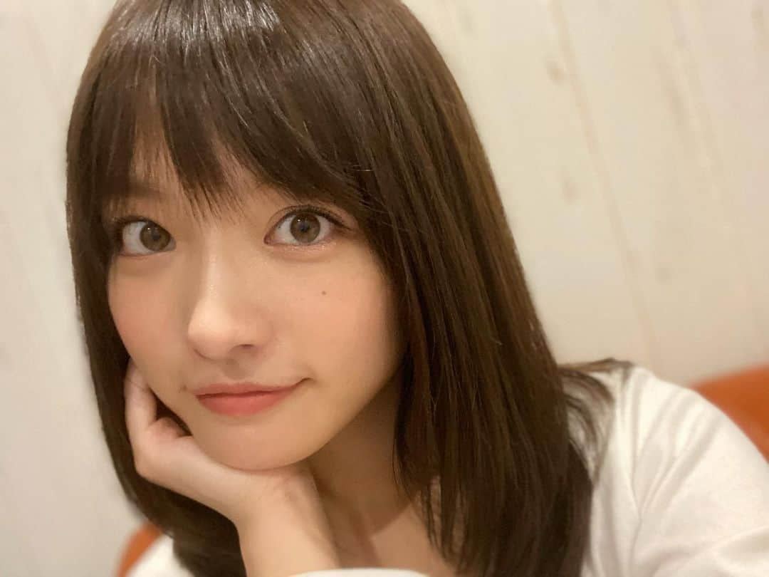 上田眞央のインスタグラム：「11月スタート！  #サボり  #本当に申し訳ない  #サボり癖  #発動  #地味に  #元気です」