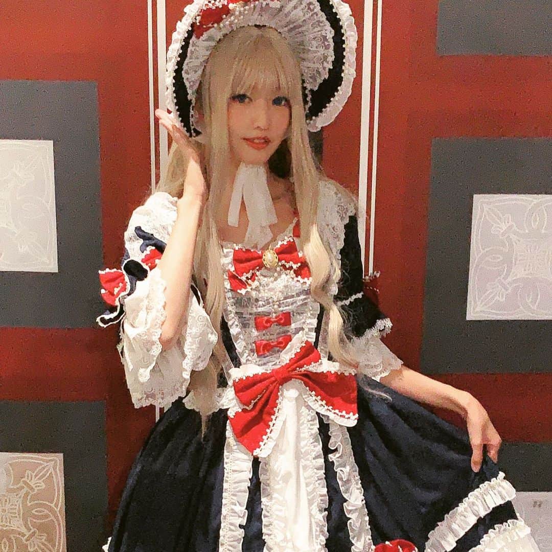 渚のインスタグラム：「🎃🎃🎃 #halloween #happyhalloween #ハロウィン #lolita #lolitafashion」