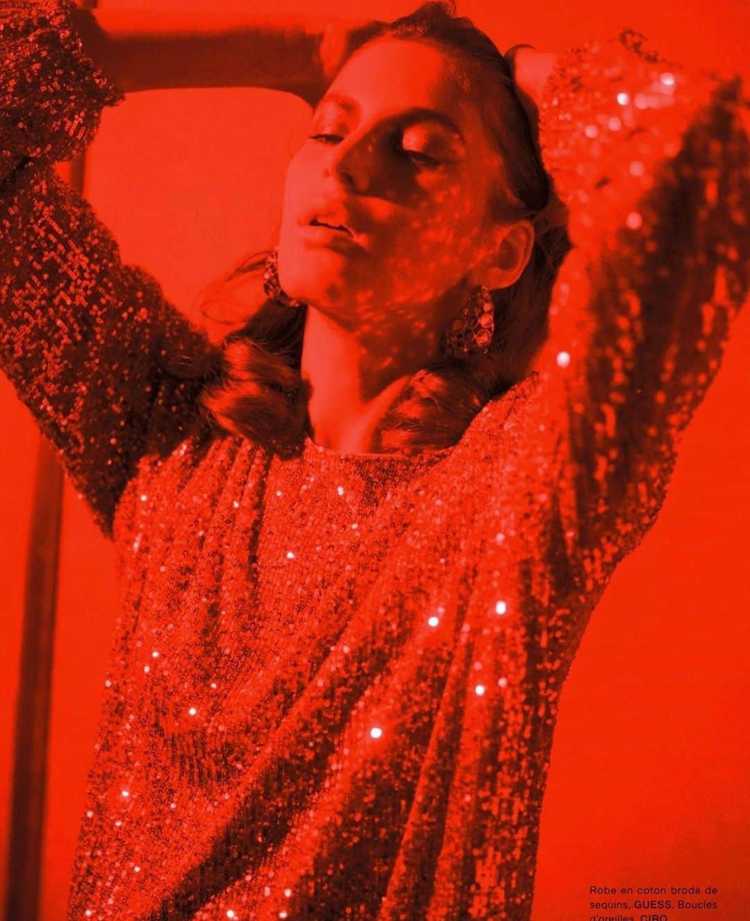 ヴァレリー・カウフマンのインスタグラム：「je ne sais quoi 💋  new for @numeromagazine ❣️」