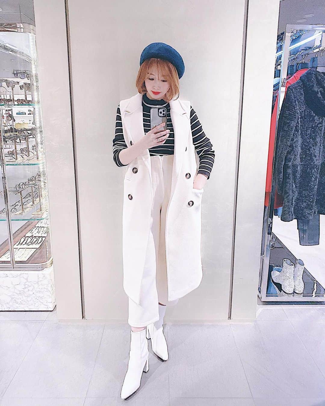 shihoのインスタグラム：「#ootd 🖤💙 . . . . #fashion#code#codenate #outfit」