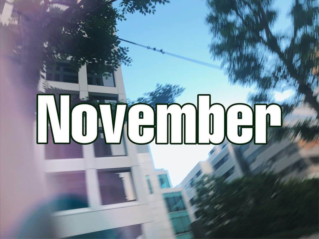 鈴木瑛美子さんのインスタグラム写真 - (鈴木瑛美子Instagram)「こんにちは11月 良い月になりますように 2019年も残り2ヶ月👣 #november #11月 #picsart」11月1日 18時36分 - emksuzuki