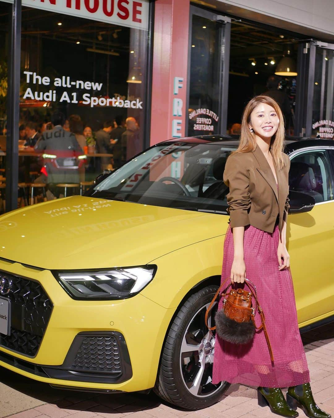 一木美里さんのインスタグラム写真 - (一木美里Instagram)「Audi A1 Press Conference🚘💫 . Epic mode on! "楽しみ尽くす''がコンセプト 新しいAudi A1の魅力を知れるイベントへ💛  おしゃれコンパクトカーにしては珍しく 5ドアでライフスタイルになじみやすい車 カラフルでかわいくて✨ Bang&Olufsen 3Dサウンドがオプション設定されていて最高の音質で楽しめるそうです😍 . わたしも乗りたくなりました🚙 @audijapan . . . #AudiA1#この世のすべてを楽しみつくせ #pr #sharegreen#lifestyle#car#travel#trip#車#자동차」11月1日 18時37分 - misato_ichiki