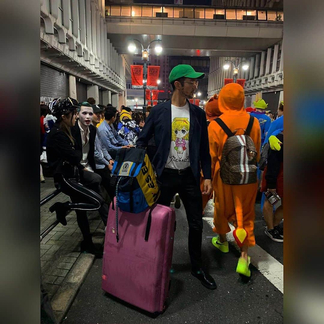 ペッペのインスタグラム：「@teddyrobz dressed up as me for Halloween 😂😂」