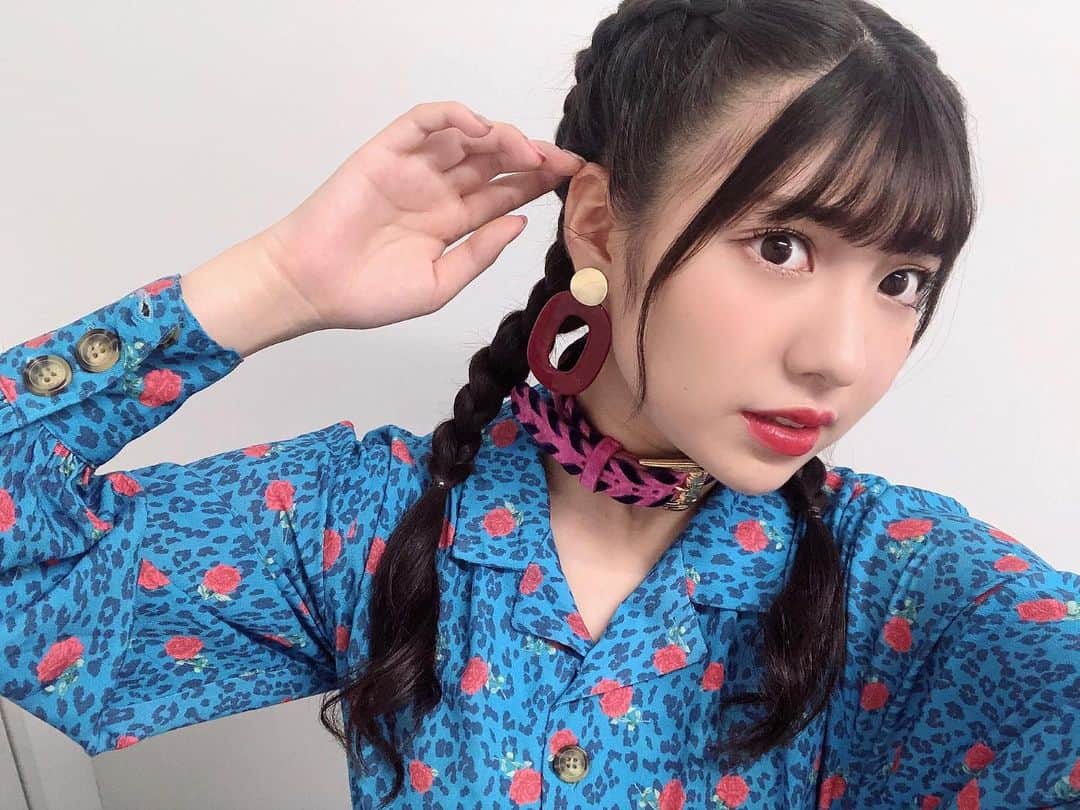 小玉梨々華のインスタグラム：「派手」