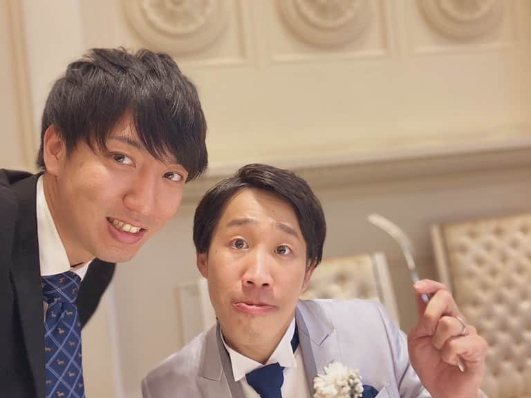 松本竹馬さんのインスタグラム写真 - (松本竹馬Instagram)「10/25 ひょっこりはん(宮下聡)結婚式  宮下がヴァージンロード歩いただけで、笑いが起きてた。 もう本物の芸人だ。 あと同期って素敵  #ひょっこりはん #そいつどいつ  #松本竹馬 #結婚式 #同期集合写真」11月1日 21時14分 - takeuma1831