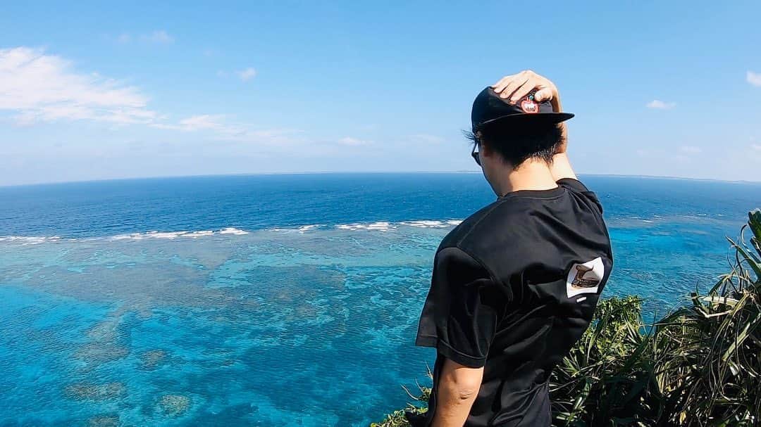 としみつのインスタグラム：「神休in宮古島🏝  日差し最高で海にも余裕で入れて気持ちよかった〜  また随時更新していくつもり。」