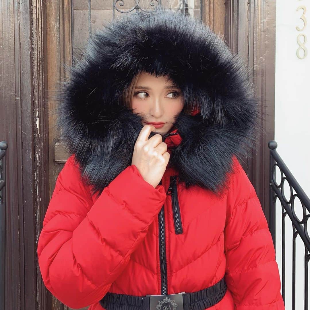 カナさんのインスタグラム写真 - (カナInstagram)「もうすぐモフモフの季節♥️ @radychan_no_insta  冬のお洋服の撮影だったよ📸 ． #rady #cyberjapan」11月1日 21時49分 - _kana627_