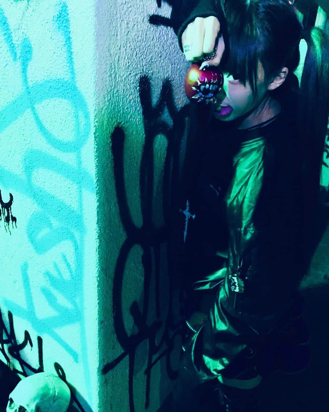 椎名ひかり（ひかりん）さんのインスタグラム写真 - (椎名ひかり（ひかりん）Instagram)「#nudenrude #tadacy」11月1日 22時26分 - pikarin_shiina