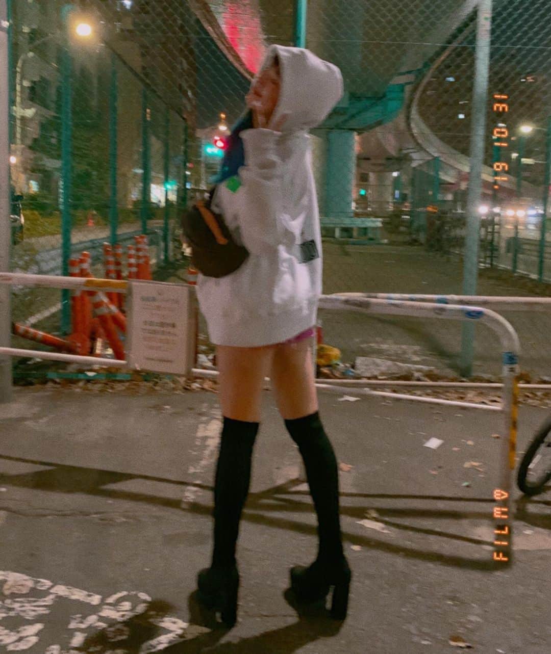 須田アンナさんのインスタグラム写真 - (須田アンナInstagram)「. Hi👋🏻November! 2019年もあと2ヶ月かぁ。 毎日を大切に！頑張りましょ🖤」11月1日 22時27分 - annastagram.official
