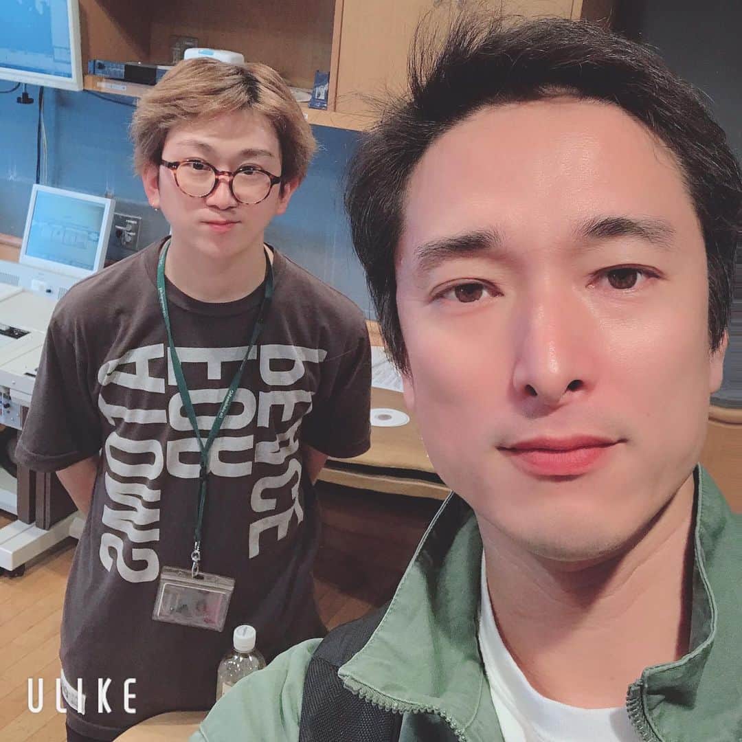 井手大介のインスタグラム：「今日も放送お疲れ様でした。#theburn847」
