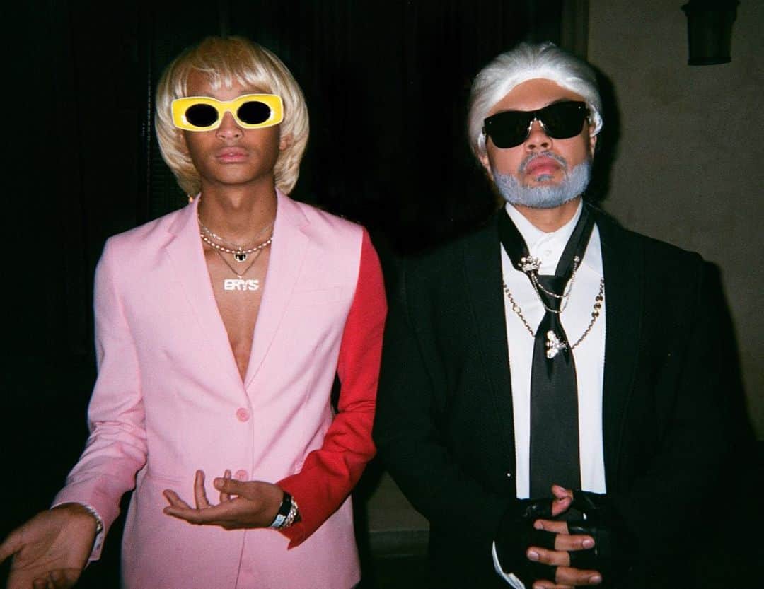 Alfredo Floresのインスタグラム：「Karl in color. v rare 📸 #igor  #repunzel #jessicarabbit #eltonjohn #playboy」