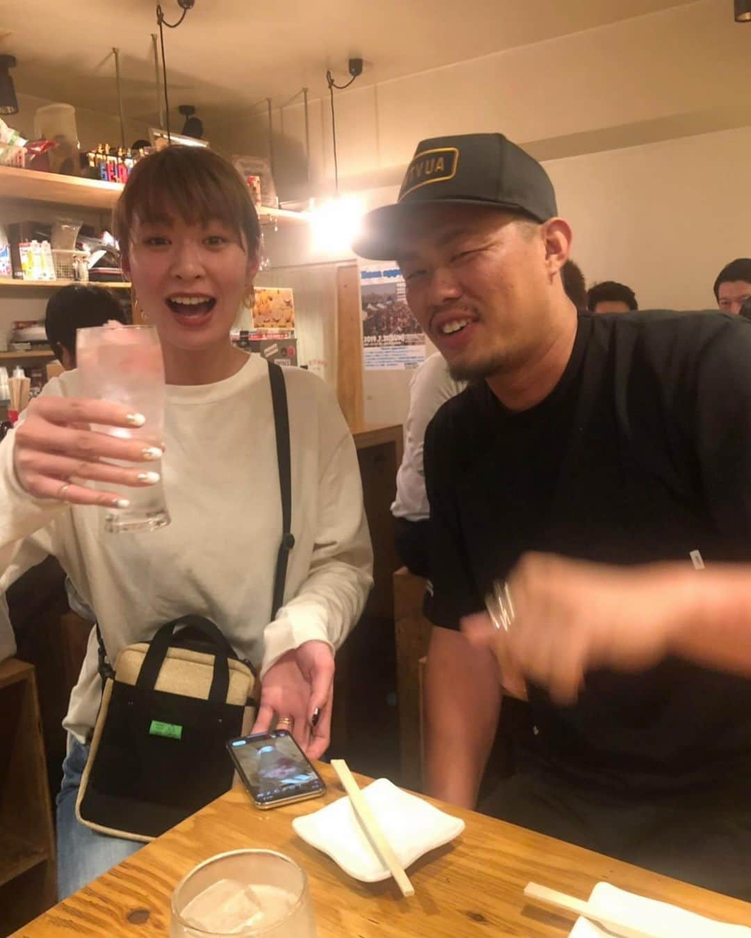 木村沙織さんのインスタグラム写真 - (木村沙織Instagram)「. お店がバタバタで 気づいたら日付け変わってたけど  ４年目も楽しくいこー☺️🤝 . . #111💍  #🦍🦁」11月2日 0時56分 - saoriiiii819