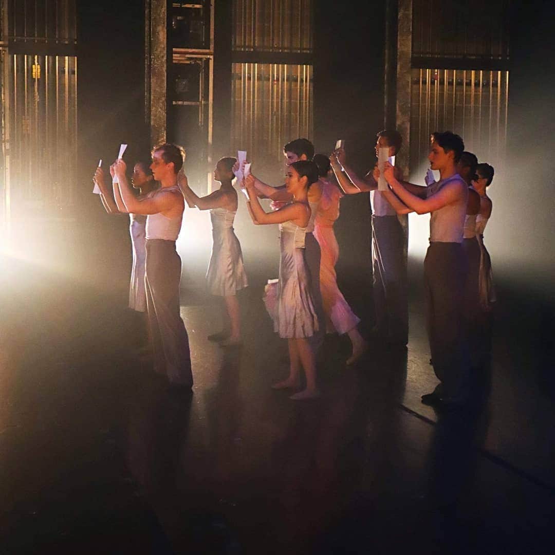 Lily Saito (齊藤莉理)のインスタグラム：「Tonight is the night!!! Opening night of A Street Car Named Desire at TPAC's Polk Theater! So excited to be premiering this ballet for the first time in the US. Get your tickets through the link in my bio. Promo code NBDANCER for a discount! |📸 @nscheuerr & @mcrae_lens| • • #AStreetCarNamedDesire #NashvilleBallet #TPAC #nashville」