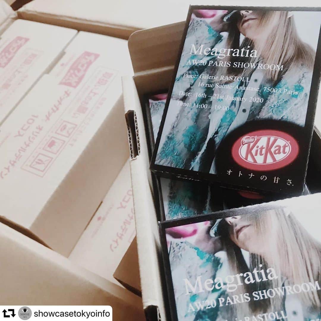 のインスタグラム：「Next Paris exhibition!! #repost @showcasetokyoinfo ・・・ ・ ・・ ・ ・ Unisex brand Meagratia AW20 / The Showroom in Paris ・ ・ ・ Date: 16th - 21st January 2020 ・ ・ Time: 11:00 -19:00 ・ ・ Place: Galerie RASTOLL (16 rue Sainte - Anastase, 75003 Paris) ・ ・ To book an appointment, please contact ・ ・ Kazuyuki Takashima ・ ・ e-mail(sales@showcasetokyo.co.uk) . ・ ・ #menswear#fashion#japan#japanese#brand#japanesebrand#boutique#tokyo#showroom#tranoi#manwomanshows#parissurmode#parisfashionweek#exhibition#paris#pfw#pfw19#pfw19aw#tokyofashionweek#fashionweek#pfw20ss#pfw19aw#pfw20#pfwm#meagratia#showcasetokyo」