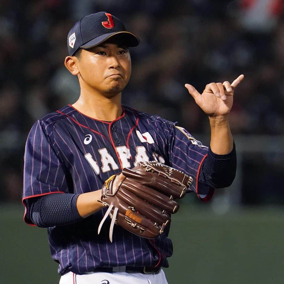 侍ジャパンさんのインスタグラム写真 - (侍ジャパンInstagram)「⠀ ENEOS 侍ジャパンシリーズ2019「日本 vs カナダ」第2戦 カナダ 0 - 3 日本  今永昇太投手の好投など無四球完封リレー‼️ 国内最後の実戦を勝利で飾りました👍✨ ⠀ #侍ジャパン #日本vsカナダ #今永昇太 #山崎康晃 #baystars #浅村栄斗 #rakuteneagles #大野雄大 #dragons #菊池涼介 #carp #山田哲人 #swallows #松田宣浩 #sbhawks #中川皓太 #giants」11月2日 1時23分 - samuraijapan_official