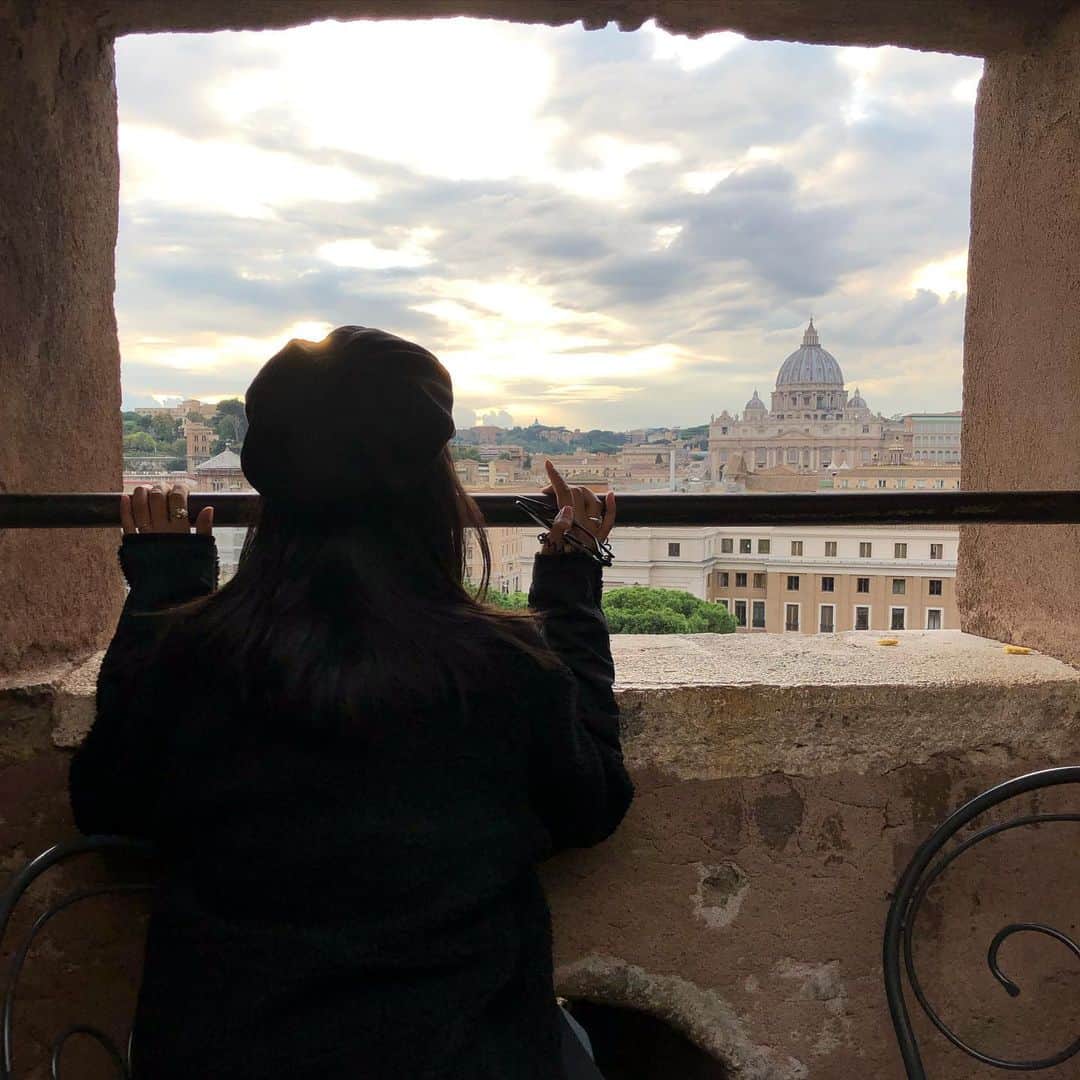 lixibei_iceのインスタグラム：「我爱罗马！！！ J’adore  Rome!!! #rome ❤️⛲️🗺」