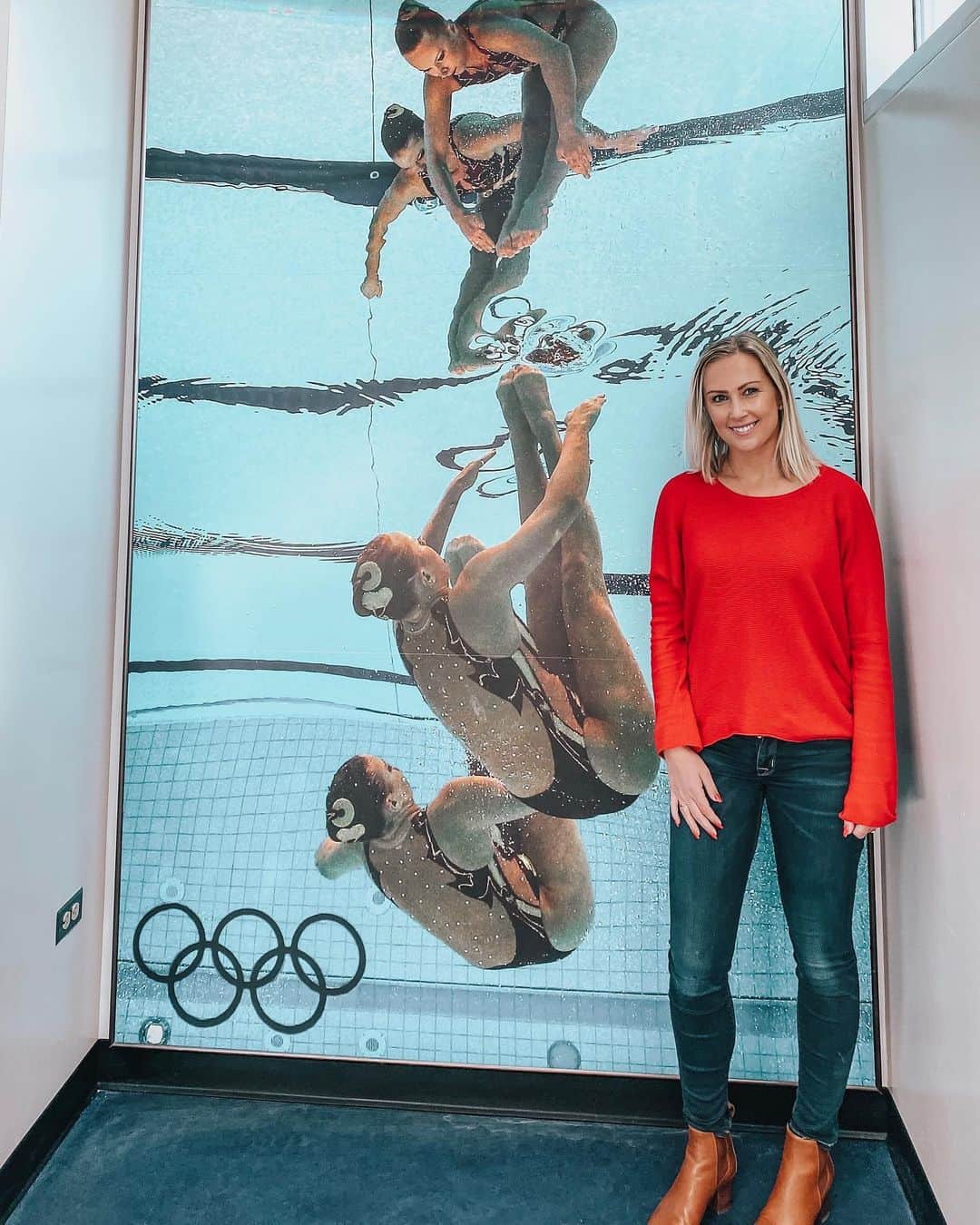 マリヤ・コロレバのインスタグラム：「It is SO cool to see Mary and I’s photo from the London 2012 Olympics at the Olympic Training Center!!! The MK squared legacy lives on 😆✨」