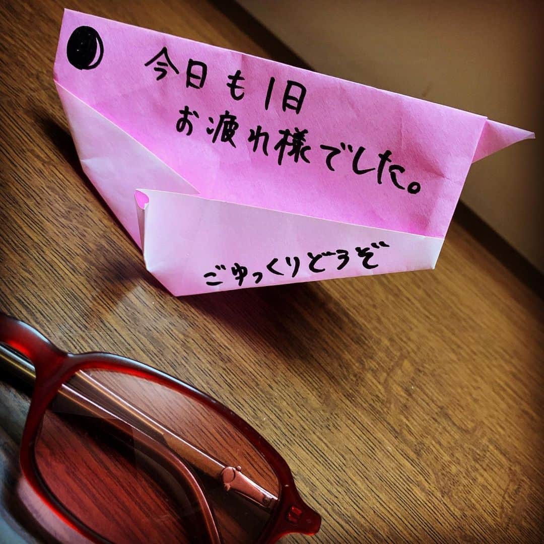 有森裕子さんのインスタグラム写真 - (有森裕子Instagram)「講演で一泊。 部屋に…癒されるメッセージ^_^」11月2日 5時18分 - arimori.yuko33