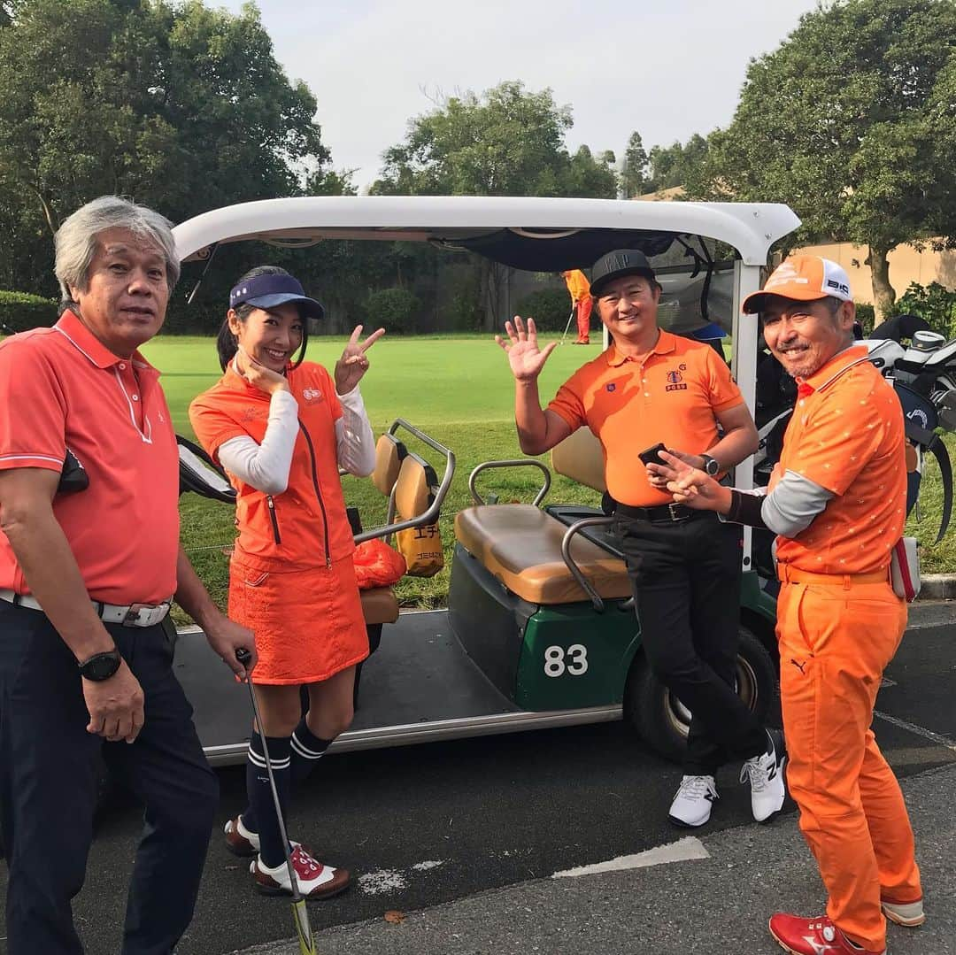 大河内美紗さんのインスタグラム写真 - (大河内美紗Instagram)「ゴルファナカップ⛳️ドレスコードはオレンジ黒🎃オレンジが華やかでみんな可愛いかった🧡次回は12/4  #ゴルファナ #ゴルファナカップ　#ladiesgolf #golfhotties #golfbabes #golflife #golfstagram #japanesegirl #model #lovegolf #girlswhogolf #cute #golfer #ゴルフ #ゴルフ大好き #golfholic #高尔夫球 #골프 #ゴルフコーデ  #golf #instagolf #ゴルフ女子 #golfer #golfgirl」11月2日 5時40分 - misa_okochi