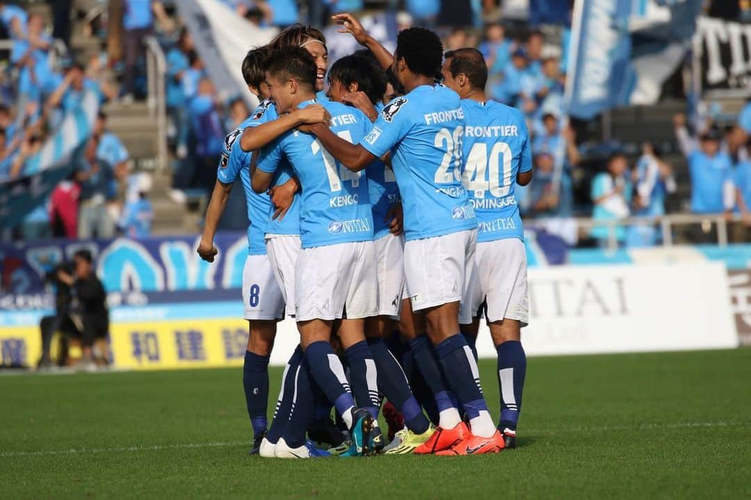 横浜FCさんのインスタグラム写真 - (横浜FCInstagram)「- 2019.11.3 SUN vs V・VAREN  NAGASAKI 14:00 KICK OFF ボールに想いを乗せる。 HAMABLUEで繋がる選手とサポーター。 歓喜の瞬間を三ツ沢で共に！ - #yokohamafc #横浜FC #HAMABLUE #HAMAPRIDE #三ツ沢を青にそめよう #jleague #行くぞJ1」11月2日 19時00分 - yokohamafc_official