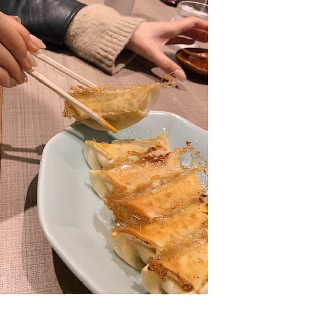 玉城ティナさんのインスタグラム写真 - (玉城ティナInstagram)「やぎちゃんと宇都宮へ餃子食べに行きましたw🥟🥟🥟弾丸で🥟🥟 #やぎたま旅  #餃子の女神 餃子祭りもやってました🥟🥟🥟🥟☺️✨」11月2日 18時50分 - tinapouty