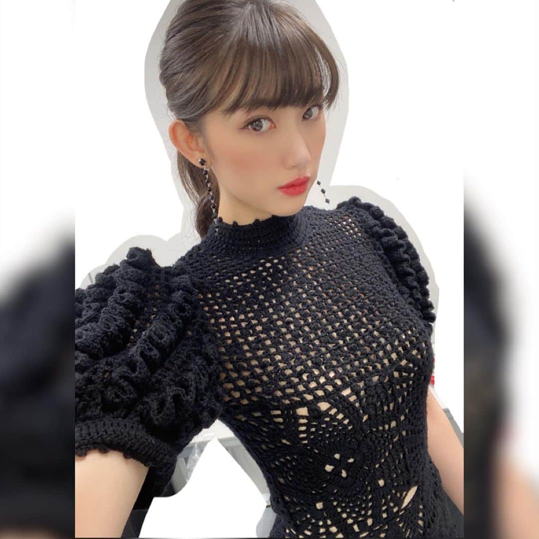 黒田瑞貴のインスタグラム：「ニットでできたドレス とっても可愛かった💓 #fashion  #instagood #dress #ドレス　#ドレメ　#doreme #japanesegirl  #knit #knitdress」