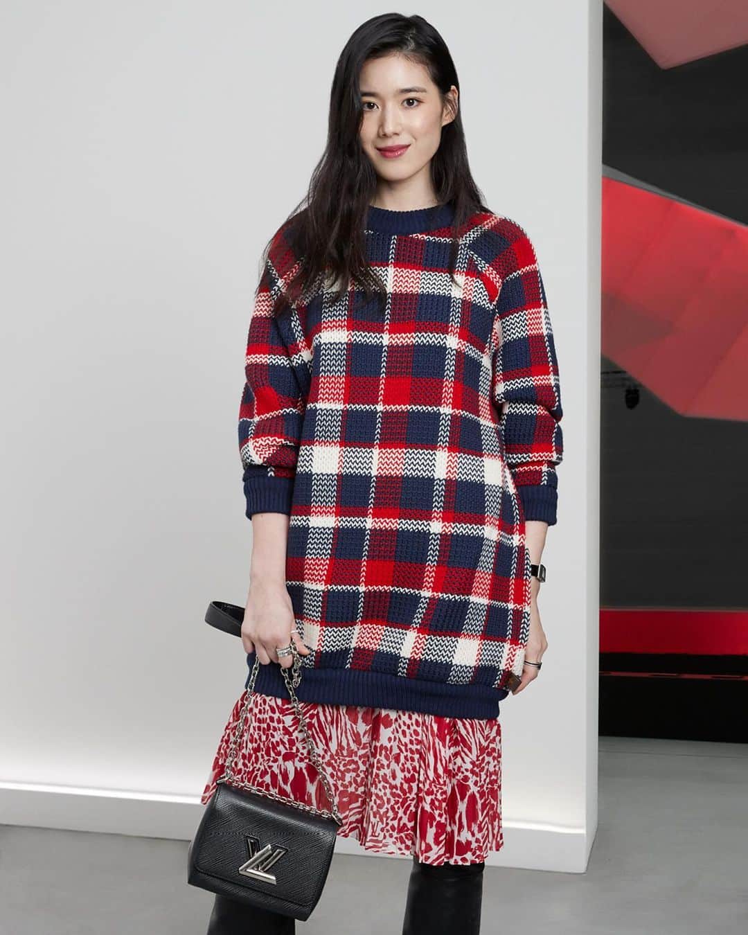 ルイ・ヴィトンさんのインスタグラム写真 - (ルイ・ヴィトンInstagram)「#Mino, #ChloeGraceMoretz, #JungEunchae and #DoonaBae at the #LVSeoul Show. See more from #LouisVuitton’s first fashion show in South Korea via link in bio. #루이비통서울」11月2日 10時03分 - louisvuitton