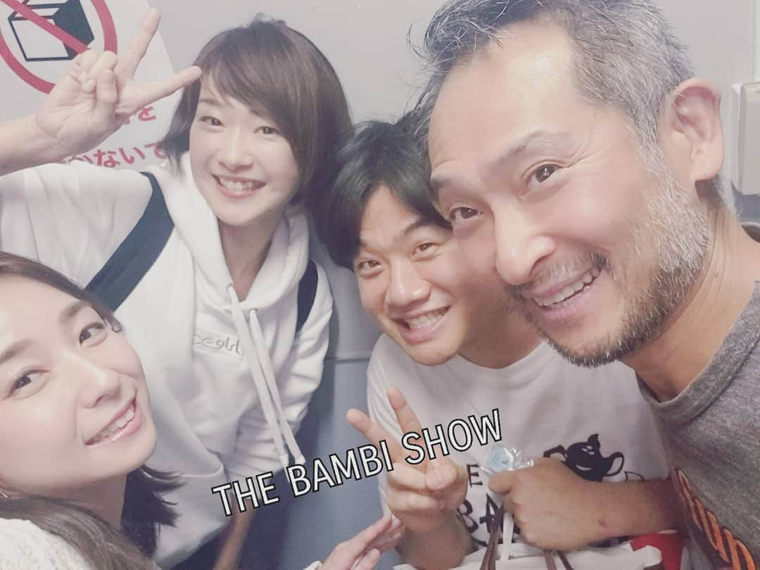 柚月美穂さんのインスタグラム写真 - (柚月美穂Instagram)「#randompic . . . 『THE BAMBI SHOW  3rd STAGE』観劇🦌♡ . 1st STAGEで共演した寺崎裕香ちゃんと☺︎！ . お久しぶりに 板尾さん金橋さん矢部さん 佐野くん増本さんと お会い出来懐しさに浸り♡ . バンビショーは変わらずPOPで 笑いありの でもやっぱりジーンと涙が滲むシーンもありで盛り沢山でした♡ . . 1stSTAGEで 私達が着ていたあのナース服。 使われていたね🤫⛑️♡ と二人でくすくす😚 . . #バンビショー #板尾創路 #矢部太郎 #佐野泰臣 #金橋良樹 #増本庄一郎 #寺崎裕香 #柚月美穂 #bambishow . #Japanese #Actor #cameraman #camerawoman #picoftheday #instagood #fashion #happy #followme #follow #art #me #instadaily #style #photography #fun #instalike #igersInstagrammers #photo #tokyo」11月2日 10時07分 - mihoyuzuki