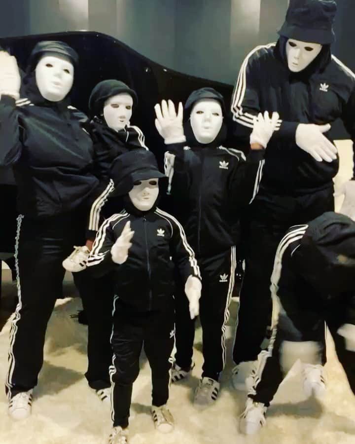 のインスタグラム：「World of dance #jabbawockeez」