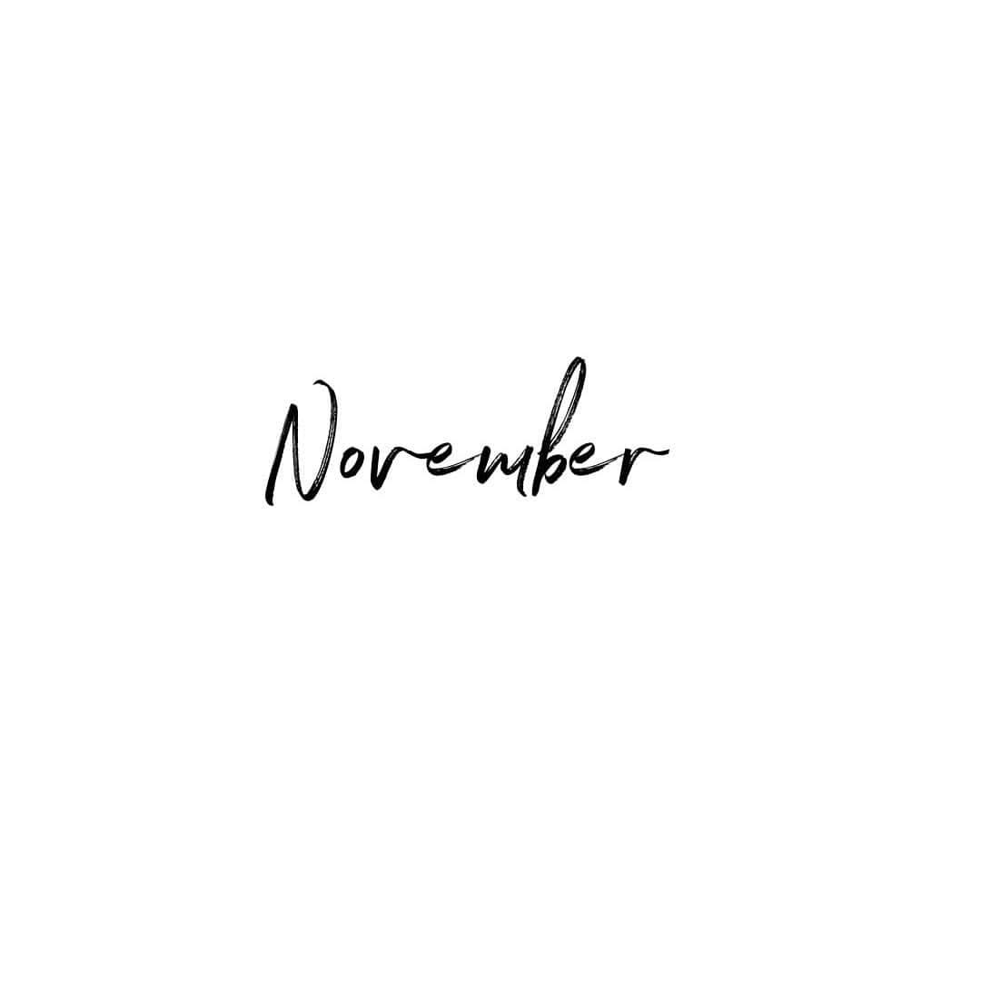 のインスタグラム：「11月に突入🍂  今年も残り2カ月  速いな…  11月も楽しもう♪  #november #11月」