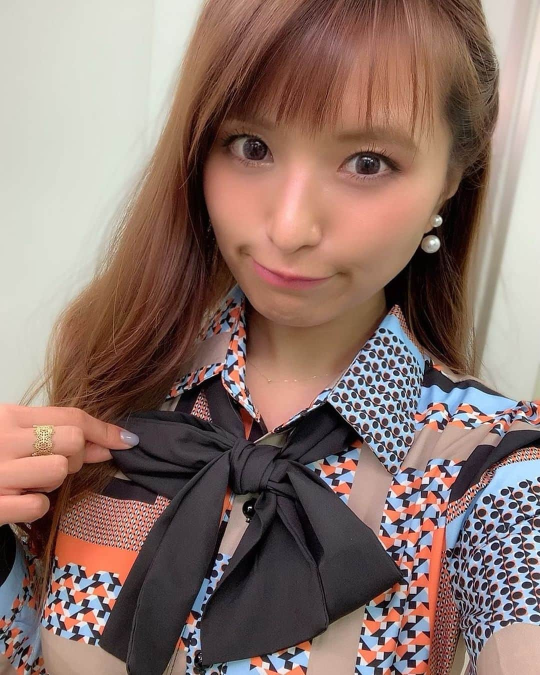 MARIA-Eさんのインスタグラム写真 - (MARIA-EInstagram)「﻿ ‪大好きなお友達の繋がりで知れた‬﻿ ‪可愛いセレクトショップにてお買い物❤️‬﻿ ﻿ ‪どれも可愛くて全部ポチッとしちゃいそう〜😂笑‬﻿ ﻿ ‪私は、写真の柄ワンピースと‬﻿ ‪もう一つツイードワンピースをゲットしました♪﻿ ﻿ Instagramをぜひチェックしてね✨﻿ ﻿ 👉 @maira37collection 👈﻿ ﻿ ﻿ 可愛いお洋服に出会えて幸せだなぁ(o^^o)﻿ ﻿ ﻿ #MARIAいーねコーデ﻿」11月2日 12時44分 - maria.eeee