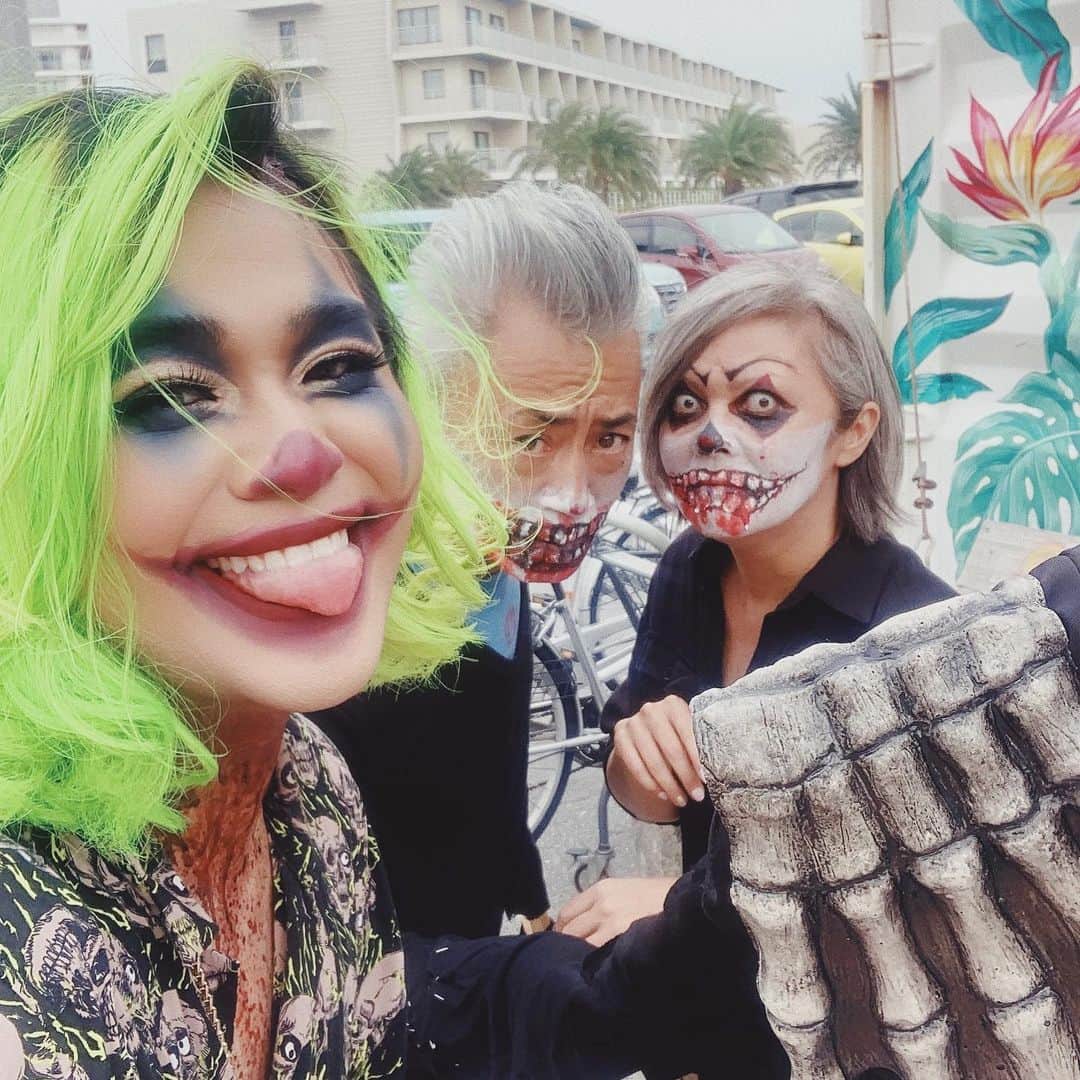 町田宏器さんのインスタグラム写真 - (町田宏器Instagram)「Halloween in Mihama 🎃💜」11月2日 13時52分 - hirokinawa