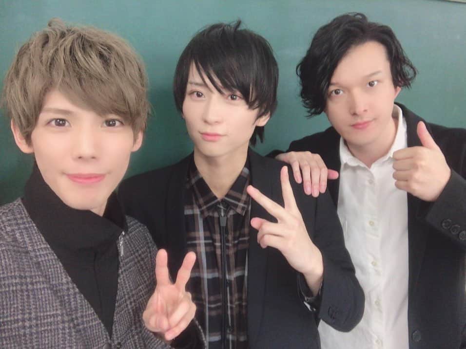 伊藤陽佑のインスタグラム：「学祭JACK2019in早稲田祭 ご来場いただいた皆様ありがとうございました😊 #荒牧慶彦 #健人  そのあとちょっとブラブラしたよ 学祭って本当若々しくていい…感動した  #怪獣同盟 応援してきたよ」