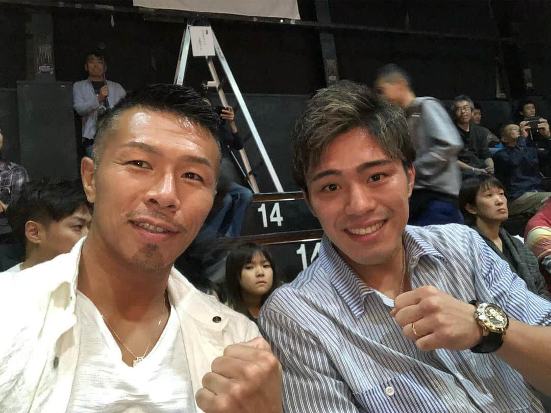 内山高志さんのインスタグラム写真 - (内山高志Instagram)「スパーリング大会観に来てます^_^  #スパーリング #新木場 #KODLAB #伊藤雅雪 #世界チャンピォン」11月2日 14時18分 - takashikod