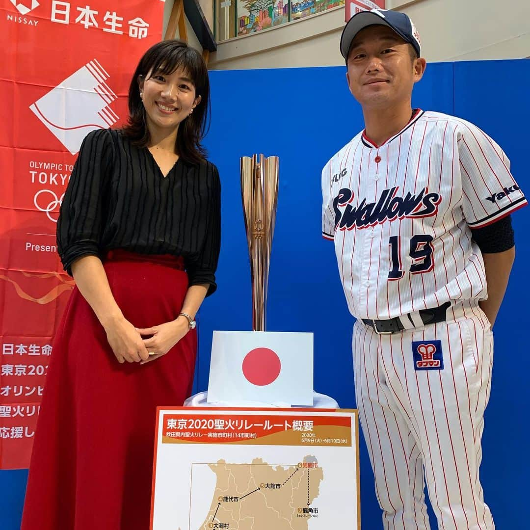 潮田玲子さんのインスタグラム写真 - (潮田玲子Instagram)「本日はスポーツフェスタ2019 in AKITA にて、ヤクルトスワローズの石川雅規投手とトークショー行いました😊 石川選手はマウンドのポーカーフェイスとは違いとても気さくで笑顔の素敵な方でした😍🙌 会場に足を運んでくださった皆さん、ありがとうございました🙇‍♂️💓 ちなみに明日は京王百貨店新宿店5階特設会場にて11時45分からトークショー行います😍🙌 是非お近くのみなさんは会いに来てくださいねー！ よろしくお願いします😊🙌 #スポーツフェスタ2019inAKITA #アスリートトークショー #ヤクルトスワローズ #石川雅規投手 #なんて気さくな方なのでしょう #楽しかったです」11月2日 15時28分 - reikoshiota_official