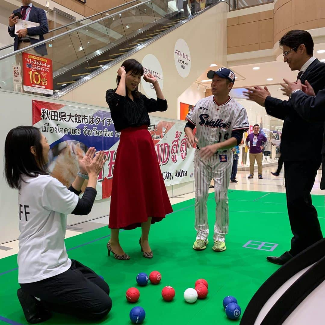 潮田玲子さんのインスタグラム写真 - (潮田玲子Instagram)「スポーツフェスタin AKITA ではボッチャやレーザーシューティングなんかも体験させて頂きました🤗 どれも面白かった〜🤣🤣🤣 来年のオリンピック、パラリンピックでは是非注目したいと思います😍🙌 #スポーツフェスタin AKITA #ボッチャ体験 #みんなで出来て面白い #ルールもシンプルだし #手軽に出来るスポーツ #スナイパー玲子 #カッコだけ一丁前😂」11月2日 15時46分 - reikoshiota_official