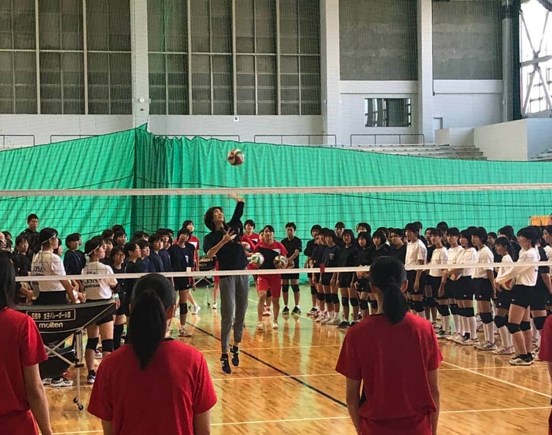 大林素子さんのインスタグラム写真 - (大林素子Instagram)「福岡大学にて、トークショー✨バレー教室 ありがとうございました さぁ、島根県へ！  明日は、なかうみマラソン大会」11月2日 15時42分 - m.oobayashi