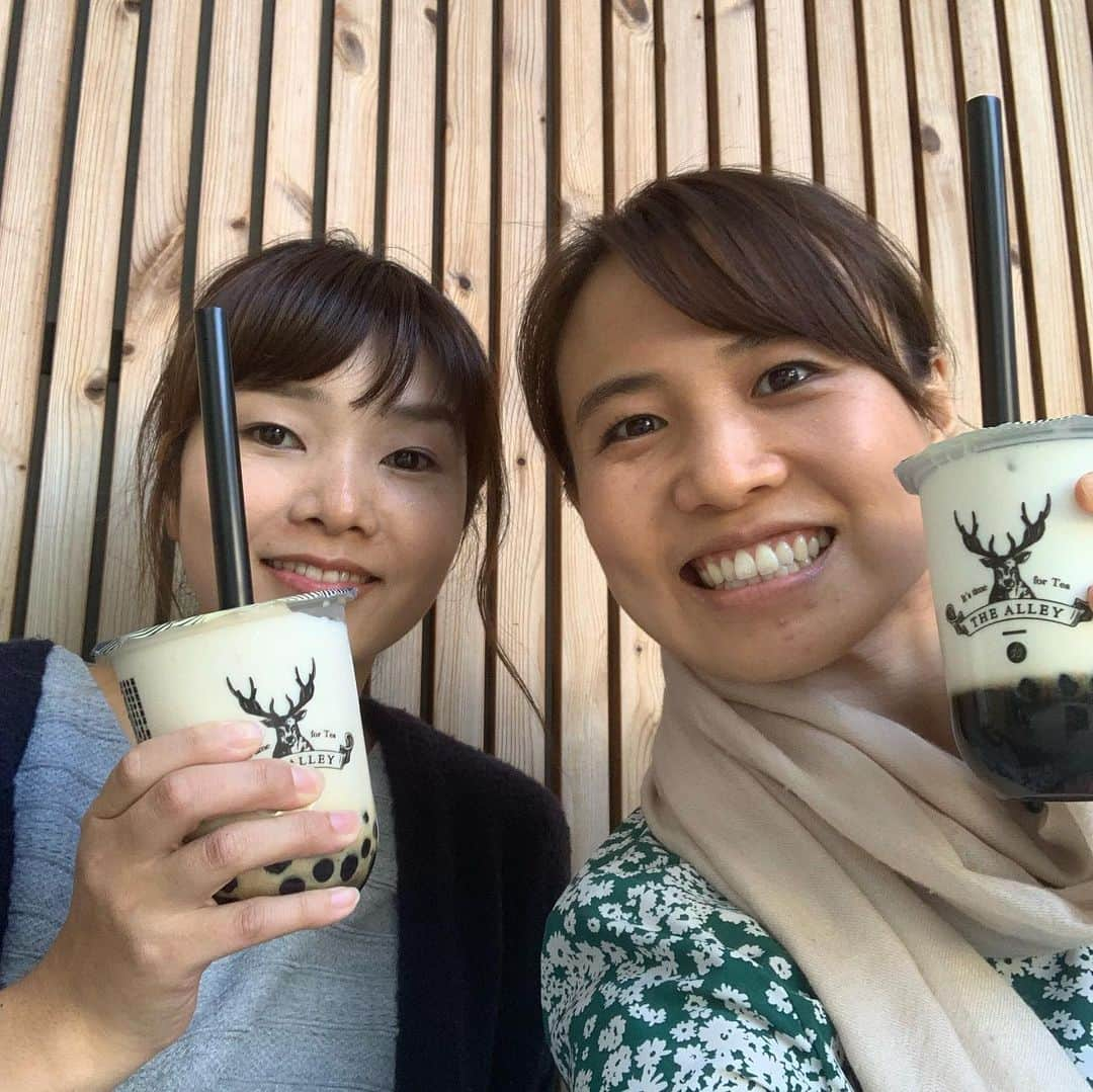 平野 早矢香さんのインスタグラム写真 - (平野 早矢香Instagram)「色んな人に会えたよシリーズ💕 1. #仙台育英 の同級生、優子✨なんと今は私の地元鹿沼市に住んでるという奇跡😄トークショー に会いに来てくれました！ 2. #卓球仲間 学生時代何度も対戦してなかなか勝てなかった #坂本沙織 ちゃん✨ 沙織ちゃん人生初タピオカ（笑）気に入ってくれた模様😋 3.いつも可愛がって相手してもらっている #仙台育英 冨永先輩💕 4.先輩と一緒に念願の #恵那川上屋  #栗一筋 を食べに岐阜まで🚗 このモンブラン、私のすっごくタイプです😍😍😍美味しい‼️ 5. 講演先でお土産いただきました✨ #しいたけブラザーズ 6. そして #野山のはちみつ  7&8. 可愛い可愛い甥っ子ちゃん💕 成長が早いです✨  本日11月2日(土)は #BSテレ東 #卓球ジャパン #夜10時から #ゲストは #先週に引き続き #藤沼亜衣 さん #卓球道スペシャルコーチ #森薗美咲 さん #みてねー」11月2日 17時09分 - sayakahirano0324