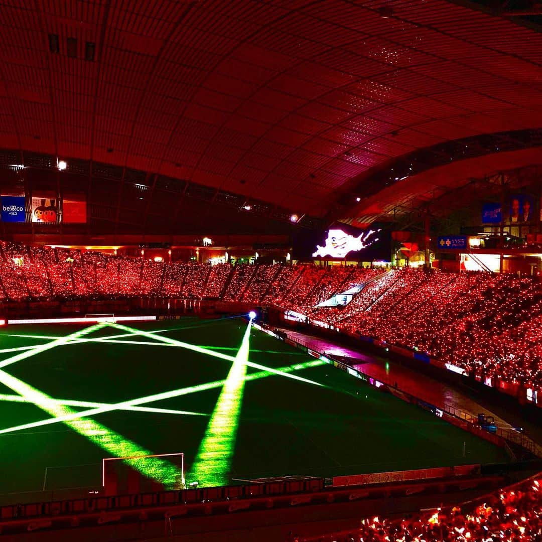 コンサドーレ札幌さんのインスタグラム写真 - (コンサドーレ札幌Instagram)「.........﻿ ﻿ FANTASTIC🥺✨﻿ ﻿ 2019.11.2﻿ VS NAGOYA grampus﻿ @SAPPORO dome﻿ ﻿ #consadole #コンサドーレ﻿ #Jリーグ　#JLEAGUE﻿ #football #soccer﻿ #supporter #サポーター﻿ #soccerphotography﻿ #soccertime﻿ #北海道　#HOKKAIDO﻿ #札幌　#SAPPORO﻿ #stadium #spogram ﻿」11月2日 19時46分 - hokkaido_consadole_sapporo