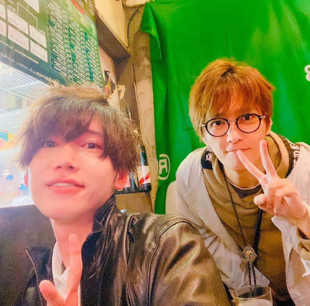 椿隆之のインスタグラム：「久しぶりに #坂本和弥　　と　ごはん  たべた  #友達」