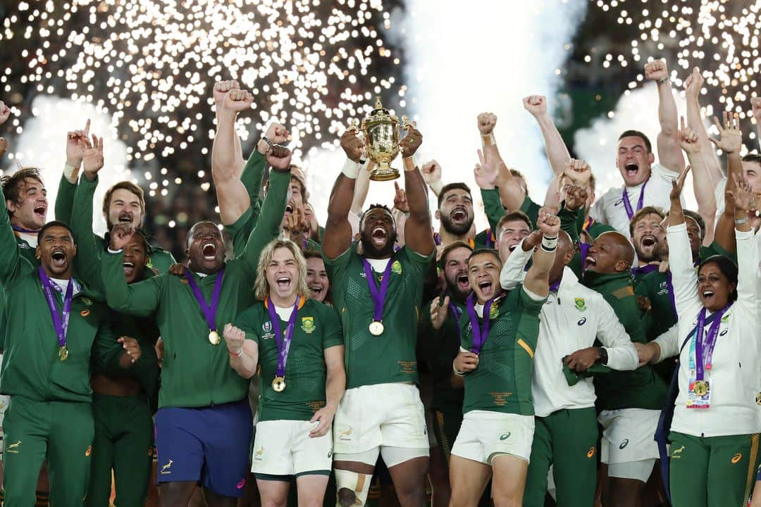 ラグビー南アフリカ代表さんのインスタグラム写真 - (ラグビー南アフリカ代表Instagram)「Rugby World Cup Champions 🏆」11月2日 21時00分 - bokrugby