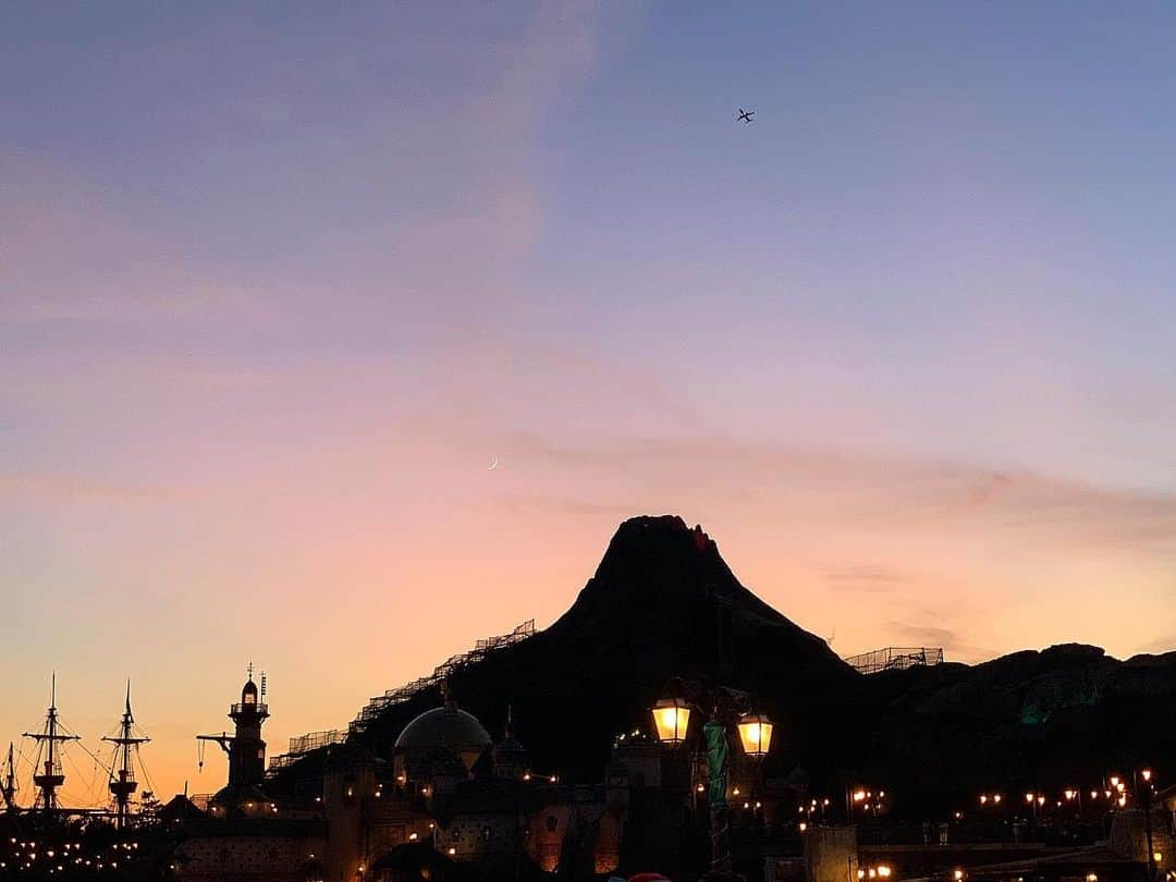 原あや香さんのインスタグラム写真 - (原あや香Instagram)「綺麗  #disney #disneysea #sky #beautiful #view #tokyo #japan」11月2日 20時58分 - haraaya_