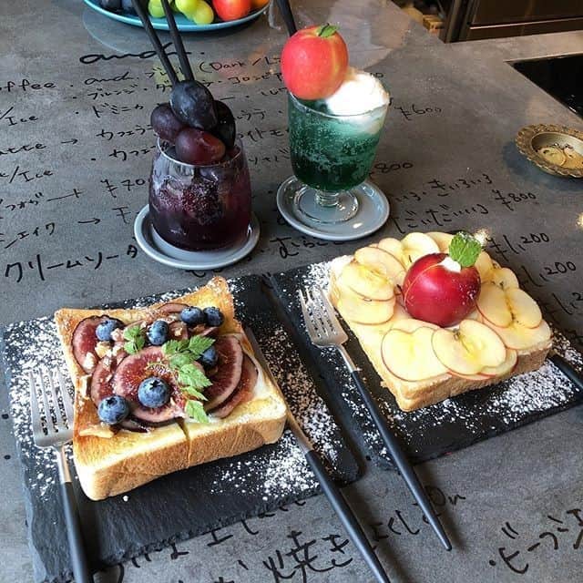 UWASAのグルメインスタ